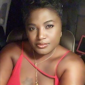 Meet your Posher, Rose